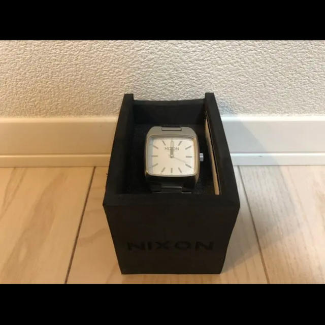 NIXON(ニクソン)の最終値下げ！NIXON MANUAL Ⅱ ニクソン マニュアル2 シルバー メンズの時計(腕時計(アナログ))の商品写真