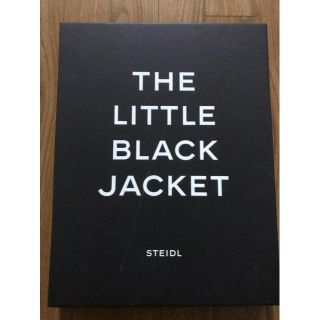 シャネル(CHANEL)のb様専用 CHANEL THE LITTLE BLACK JACKET 写真集(アート/エンタメ)