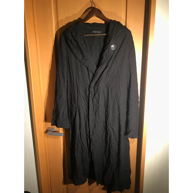 Yohji Yamamoto(ヨウジヤマモト)の18ss Yohji Yamamoto シワ加工フードコート メンズのジャケット/アウター(チェスターコート)の商品写真