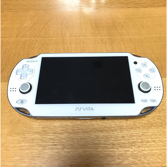 Play Station VITA PCH-1100