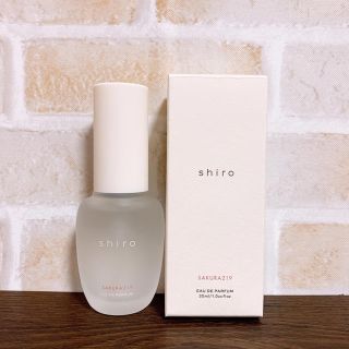 シロ(shiro)のshiro さくら219(限定) 完売品(香水(女性用))