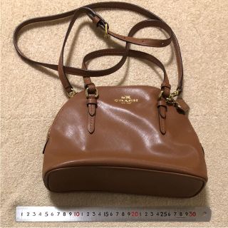 コーチ(COACH)のCOACH ショルダーバッグ 美品 ライトブラウン(ショルダーバッグ)