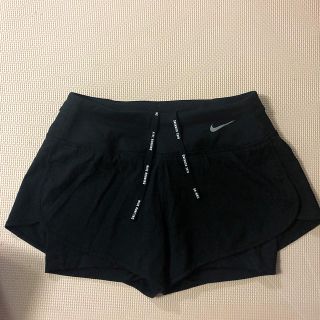 ナイキ(NIKE)のNIKE(トレーナー/スウェット)