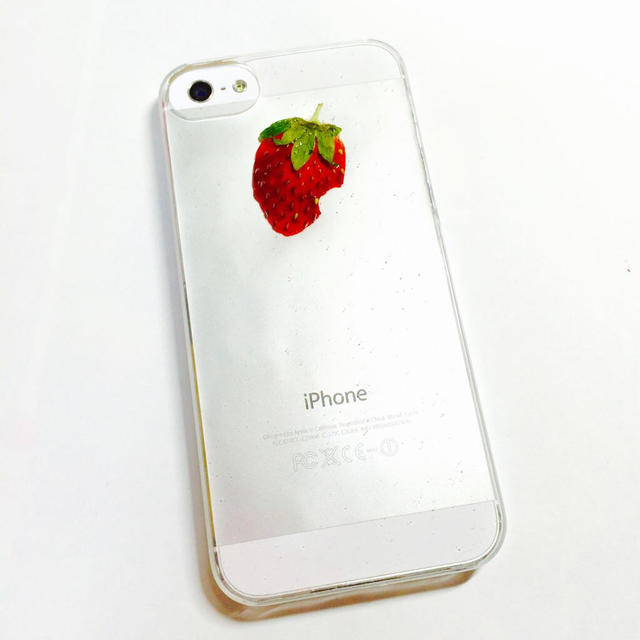 iPhone5.5s＊苺のケース スマホ/家電/カメラのスマホアクセサリー(モバイルケース/カバー)の商品写真