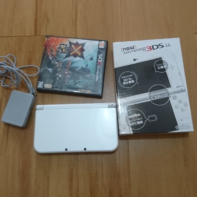 ニンテンドー3DS(ニンテンドー3DS)のnew Nintendo 3DS LL エンタメ/ホビーのゲームソフト/ゲーム機本体(携帯用ゲーム機本体)の商品写真