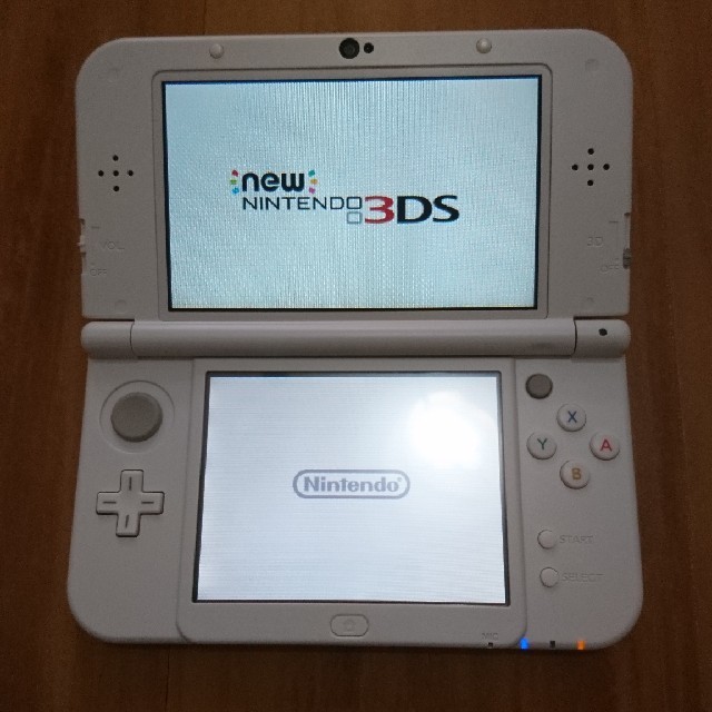 ニンテンドー3DS(ニンテンドー3DS)のnew Nintendo 3DS LL エンタメ/ホビーのゲームソフト/ゲーム機本体(携帯用ゲーム機本体)の商品写真