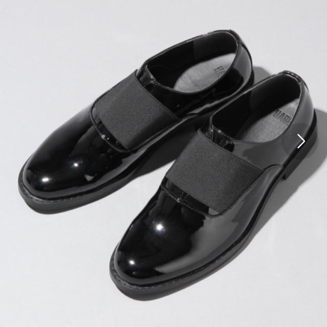 HARE(ハレ)のHARE フロントゴアスリッポン mサイズ 26.5 メンズの靴/シューズ(ドレス/ビジネス)の商品写真
