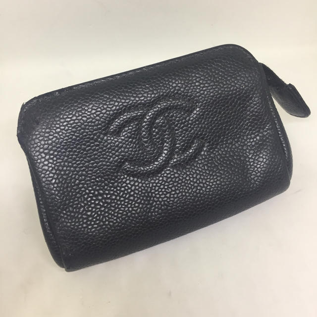 【CHANEL】コスメポーチ★　キャビアスキン　ココマーク　シャネル　黒色