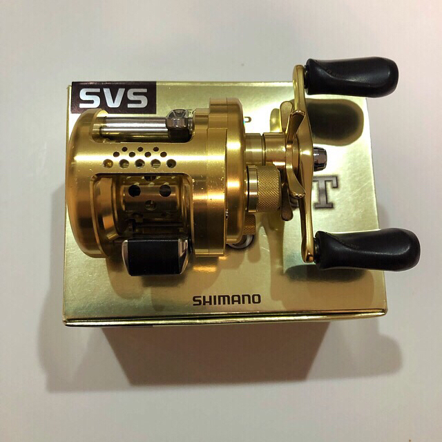 SHIMANO - シマノ カルカッタコンクエスト50 右ハンドルの通販 by ☆J☆,s shop｜シマノならラクマ