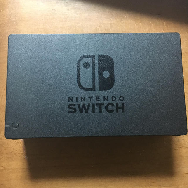 Nintendo Switch(ニンテンドースイッチ)の任天堂スイッチ 新品 ドックのみ  エンタメ/ホビーのゲームソフト/ゲーム機本体(その他)の商品写真