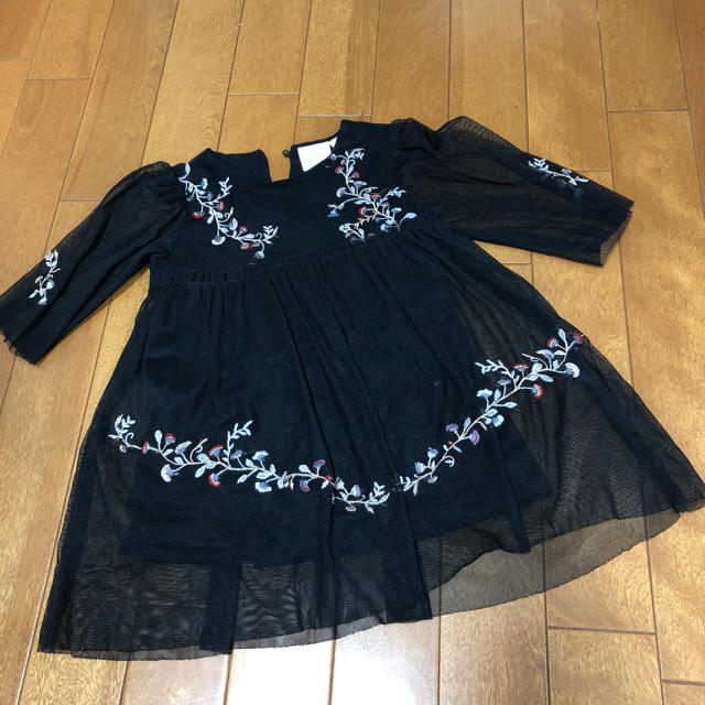 ZARA KIDS(ザラキッズ)のザラベイビー 刺繍 チュール ワンピース キッズ/ベビー/マタニティのベビー服(~85cm)(ワンピース)の商品写真