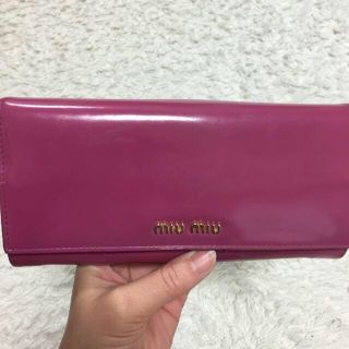 ミュウミュウ(miumiu)の中古 miu miu   長財布(財布)