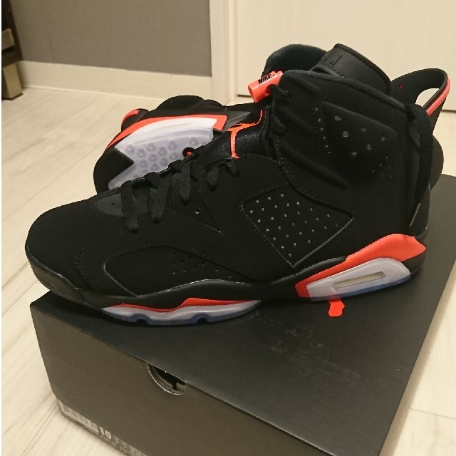 NIKE(ナイキ)のNIKE AIR JORDAN 6 RETRO OG INFRARED メンズの靴/シューズ(スニーカー)の商品写真