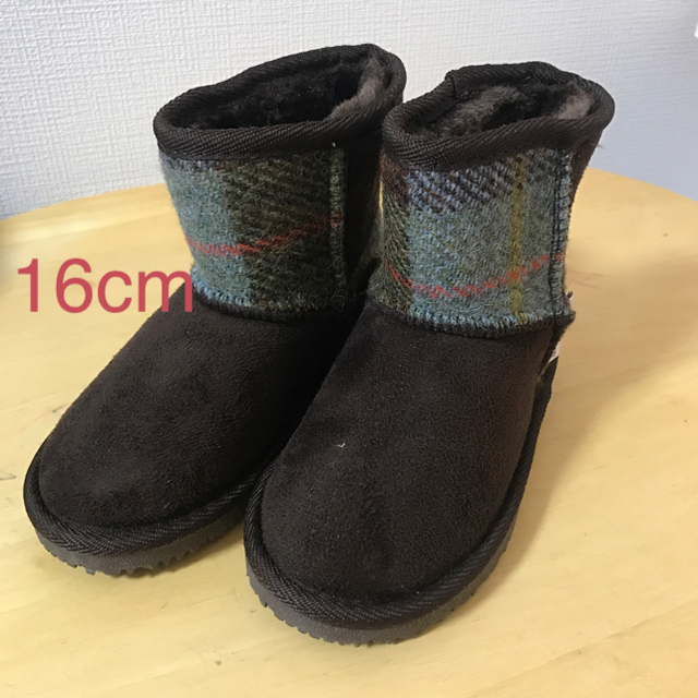 Harris Tweed(ハリスツイード)のハリスツイードムートンブーツ16cm キッズ/ベビー/マタニティのキッズ靴/シューズ(15cm~)(ブーツ)の商品写真