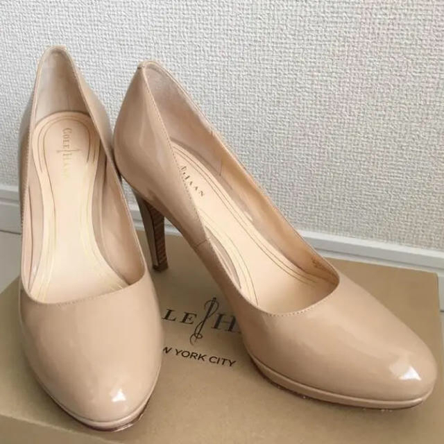COLE HAAN コールハーン ローヒールパンプス ベージュ-