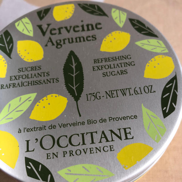 L'OCCITANE(ロクシタン)のロクシタン アイスシュガースクラブ  新品       リフレッシュタオル  コスメ/美容のボディケア(ボディスクラブ)の商品写真