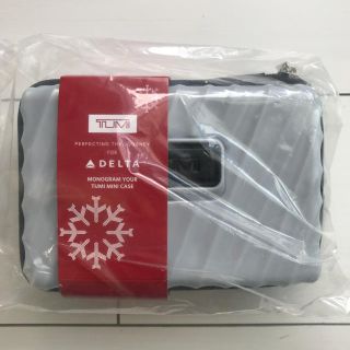 トゥミ(TUMI)の未開封 TUMI ミニケース(旅行用品)