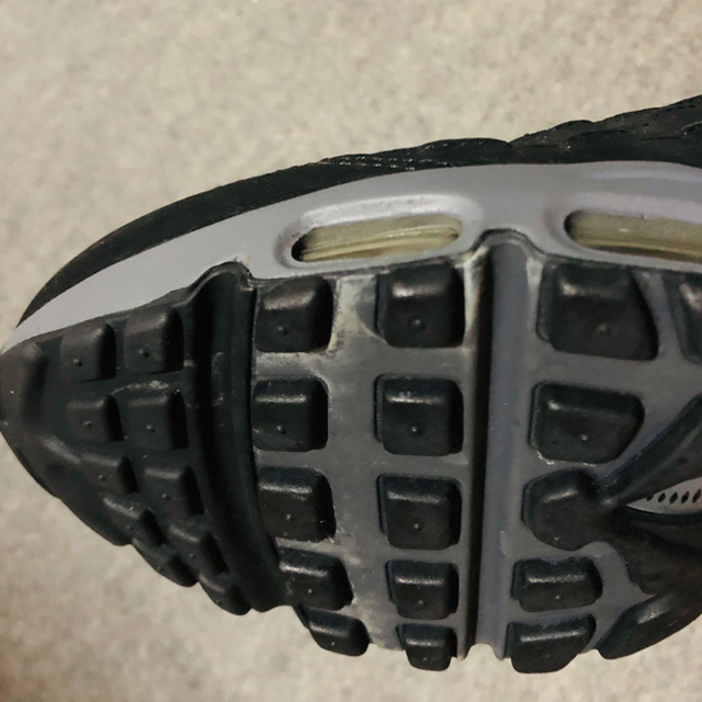 NIKE(ナイキ)のair max 95 black メンズの靴/シューズ(スニーカー)の商品写真