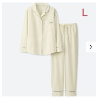 ユニクロ(UNIQLO)のユニクロ コットンパイピング パジャマ Lサイズ／オフホワイト 新品タグ付き！(パジャマ)