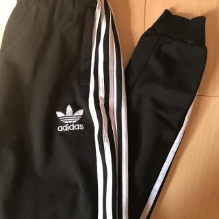 アディダス(adidas)のadidas ラインパンツ(ジャージ)