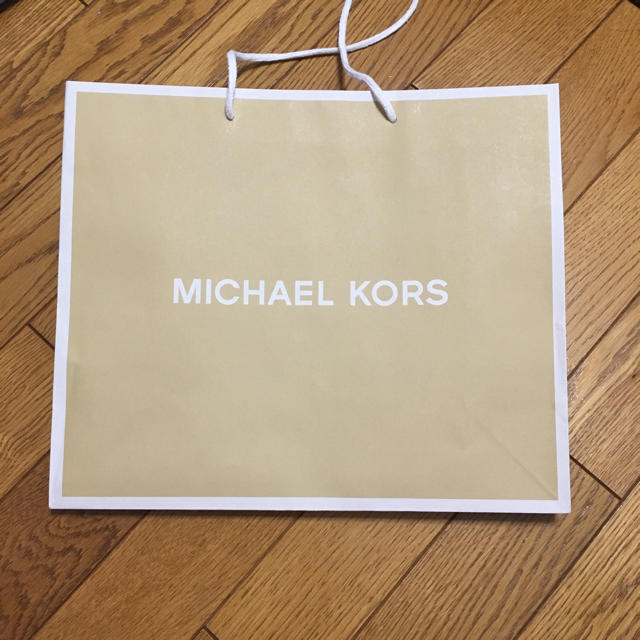 Michael Kors(マイケルコース)のマイケルコース 紙袋 レディースのバッグ(ショップ袋)の商品写真