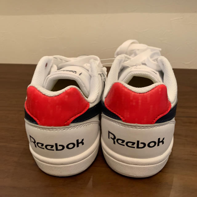 Reebok(リーボック)の新品 リーボック 21㎝ キッズ/ベビー/マタニティのキッズ靴/シューズ(15cm~)(スニーカー)の商品写真