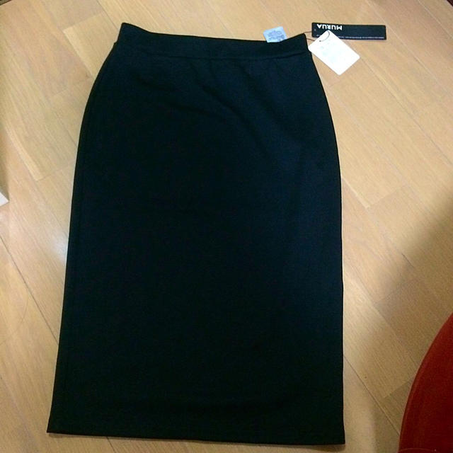 MURUA(ムルーア)のmuruaスカート新品未使用 レディースのスカート(ひざ丈スカート)の商品写真