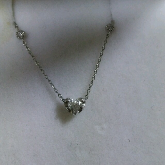 STAR JEWELRYハートシェイプダイヤ プラチナネックレス rotondaro.com.uy
