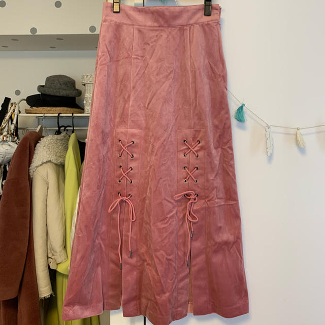 MERCURYDUO(マーキュリーデュオ)のmercuryduo マーキュリーデュオ レースアップ スカート ベロア レディースのスカート(ひざ丈スカート)の商品写真