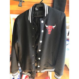 ナイキ(NIKE)のCHICAGO BULLS ジャケット(フライトジャケット)