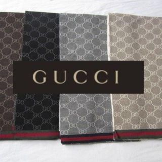 グッチ(Gucci)の【お値下げ中】美品 GUCCI マフラー 男女兼用 ベージュ(マフラー/ショール)