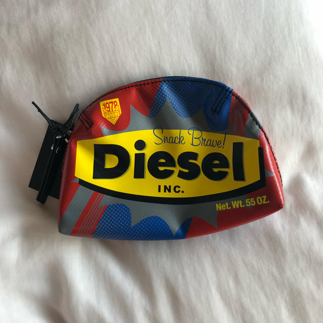 DIESEL(ディーゼル)の【新品】DIESEL / ディーゼル ポーチ  レディースのファッション小物(ポーチ)の商品写真