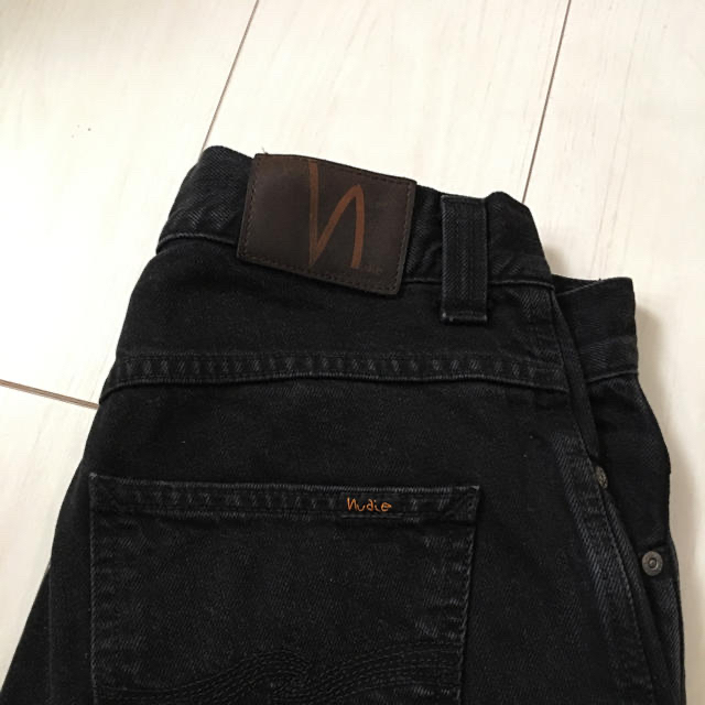 TOMORROWLAND(トゥモローランド)のNudie Jeans Co ブラックデニム　トゥモローランド メンズのパンツ(デニム/ジーンズ)の商品写真
