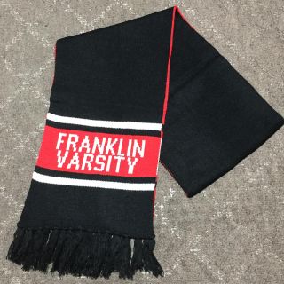 フランクリンアンドマーシャル(FRANKLIN&MARSHALL)のフランクリンマーシャル FRANKLIN VARSITY ロゴマフラー黒赤(マフラー/ショール)