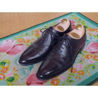 クロケットアンドジョーンズ(Crockett&Jones)のこま様専用　スコッチグレイン　インペリアルブラック　キャップトゥ　黒　２５Ｅ(ドレス/ビジネス)