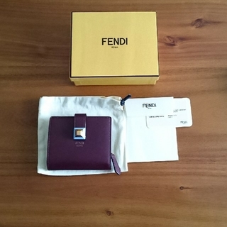 フェンディ(FENDI)のQueen様専用品となります☆FENDI二つ折り財布☆(財布)