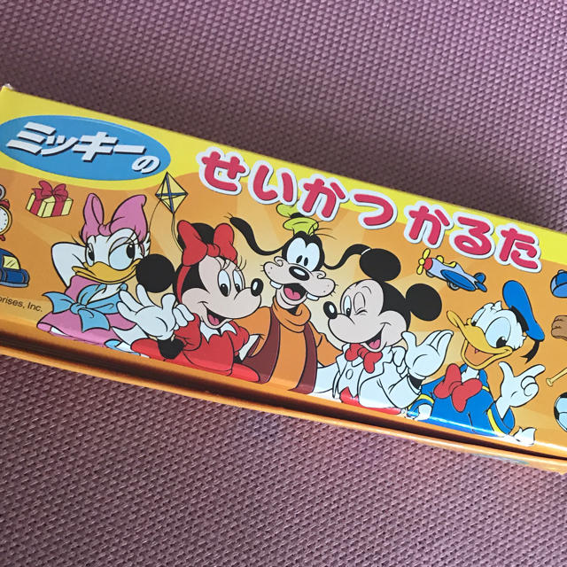 Disney(ディズニー)のミッキーのせいかつ かるた  ディズニー エンタメ/ホビーのテーブルゲーム/ホビー(カルタ/百人一首)の商品写真