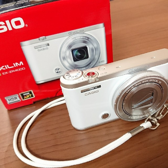 CASIO EX-ZR4000 ホワイト - コンパクトデジタルカメラ