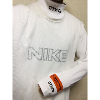 ナイキ(NIKE)のNIKE ベスト 白(ベスト)