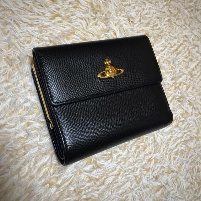 Vivienne Westwood(ヴィヴィアンウエストウッド)のヴィヴィアン 折りたたみ財布 レディースのファッション小物(財布)の商品写真