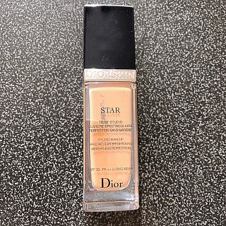 ディオール(Dior)のディオールスキン スター フルイド(ファンデーション)