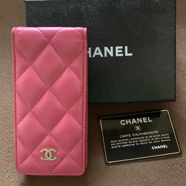 coach iphone8 ケース 人気 、 CHANEL - 【まんまるさま専用】CHANEL  iPhone5S/SE  ケースの通販 by ゆきこshop｜シャネルならラクマ