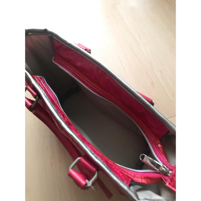 adidas(アディダス)の【Kai様専用】アディダススポーツバッグ レディースのバッグ(その他)の商品写真