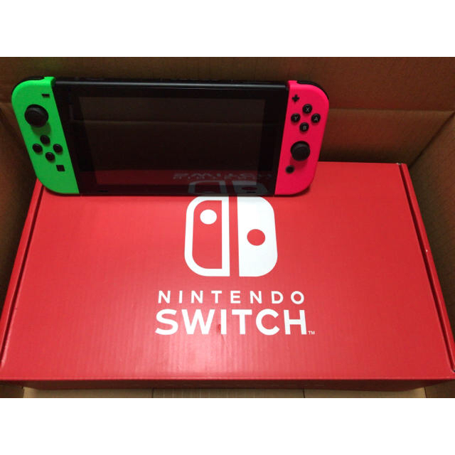 Nintendo Switch(ニンテンドースイッチ)のマイニンテンドー限定 ニンテンドースイッチ 本体  エンタメ/ホビーのゲームソフト/ゲーム機本体(家庭用ゲーム機本体)の商品写真