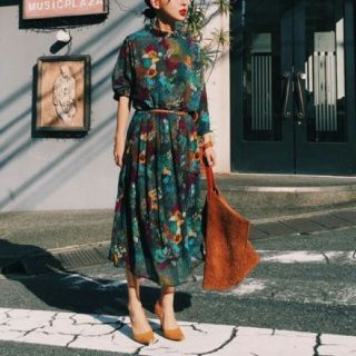 アメリヴィンテージ(Ameri VINTAGE)のameri vintage botanical dress　ボタニカル　花柄 (ロングワンピース/マキシワンピース)