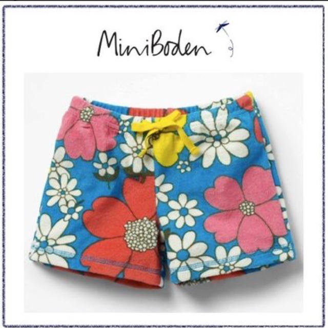 Boden(ボーデン)のuchi様専用♡3y Mini Boden フローラル柄タオル生地ショートパンツ キッズ/ベビー/マタニティのキッズ服女の子用(90cm~)(パンツ/スパッツ)の商品写真