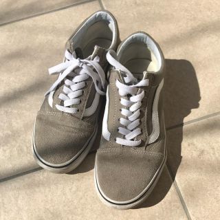 ヴァンズ(VANS)のバンズ オールドスクール ベージュ(スニーカー)