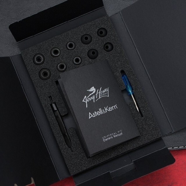 iriver(アイリバー)のAstell&Kern JH Audio スマホ/家電/カメラのオーディオ機器(ヘッドフォン/イヤフォン)の商品写真