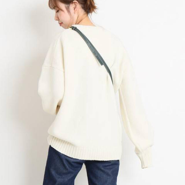 Spick & Span(スピックアンドスパン)のspick&span MITTERNACHT 白ニット ウールニット　セーター レディースのトップス(ニット/セーター)の商品写真