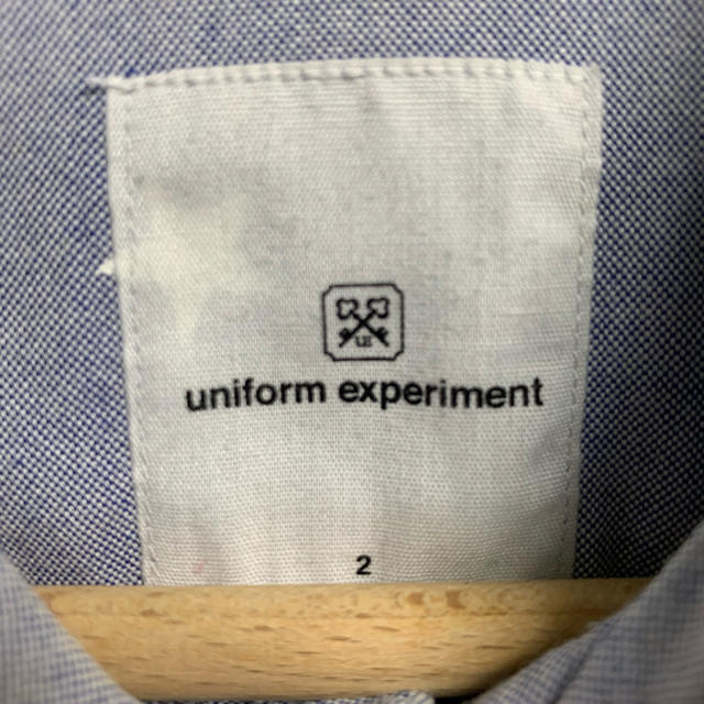 uniform experiment(ユニフォームエクスペリメント)のuniform experiment UEスターシャツ ブルー メンズのトップス(シャツ)の商品写真